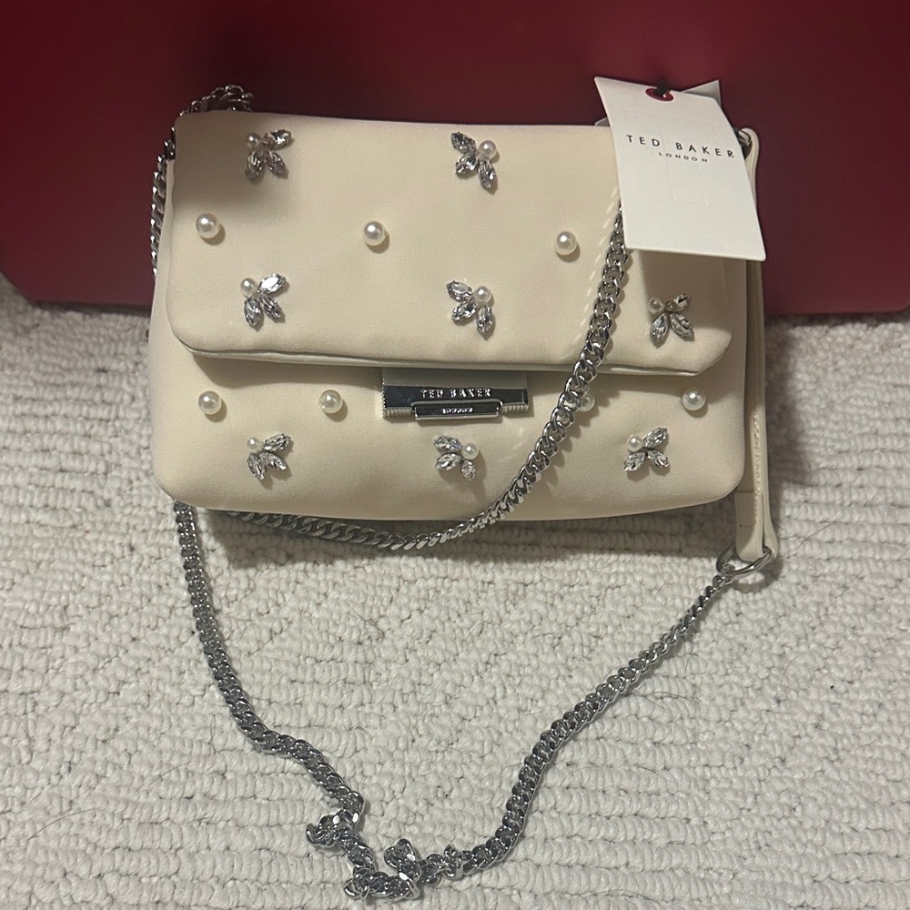 Ted Baker White Embellished Shoulder Bag🤍